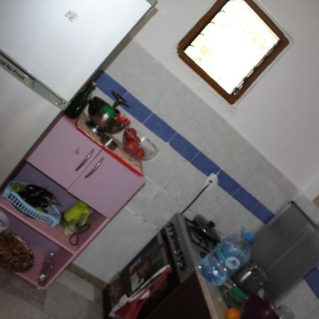 Guesthouse Benardo Sarandë Exterior foto