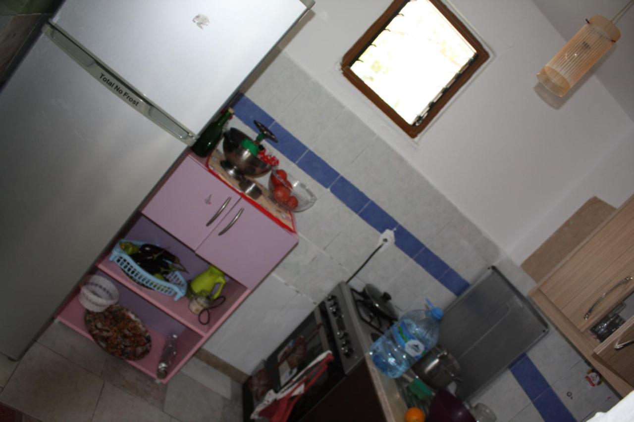 Guesthouse Benardo Sarandë Exterior foto